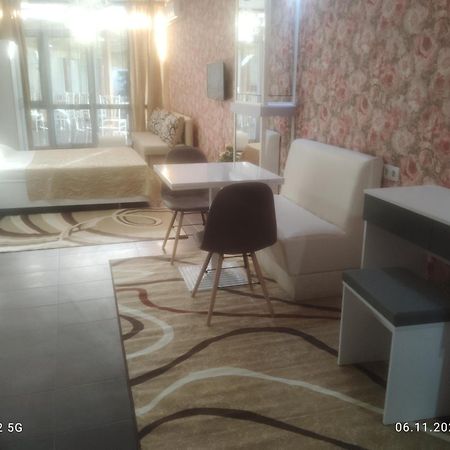 Apart Complex Diva& Bar & Restaurant セインツ・コンスタンティン＆ヘレナ エクステリア 写真